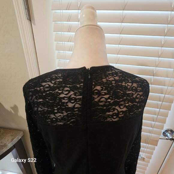 Vince Camuto Black Dress. NWT. Size 6 - Picture 9 of 12